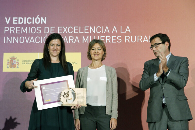 Dos ganaderas riojanas de ASAJA consiguen el premio de excelencia a la innovación para mujeres rurales