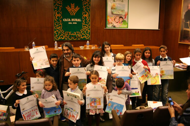 ASAJA-Sevilla y la Fundación Caja Rural del Sur entregaron el pasado viernes los pmios del XXIII Concurso de Pintura Infantil de ASAJA-Sevilla: “La Agricultura y la ganadería vistas por los niños”.