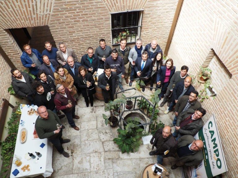 La Estación Enológica de Castilla y León acoge el primer Encuentro Agroprofesional 2.0