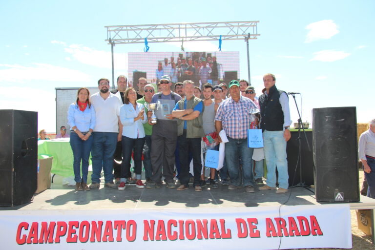 David Rodríguez y Lluis Buch ganan el XI Campeonato Nacional de Arada, celebrado en Madrigal de las Altas Torres