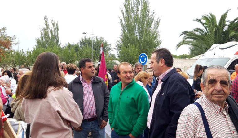 APAG Extremadura Asaja participa en la manifestación para pedir la conversión en autovía de la N-430