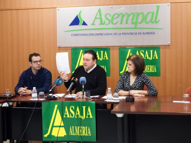 ASAJA Almería propone un cambio en las relaciones comerciales con un mayor protagonismo del agricultor