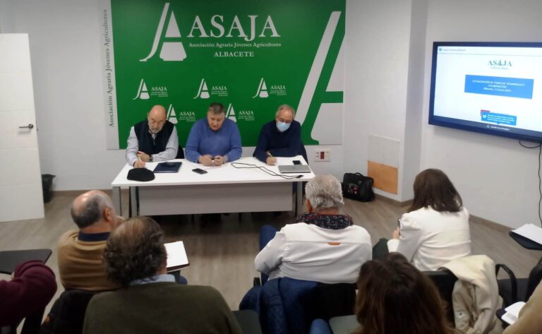Asaja CLM trabaja en la agricultura de futuro con la UCLM