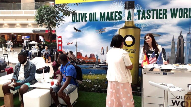 El Olive Oil World Tour hace escala en el aeropuerto más transitado del mundo, el norteamericano de Atlanta