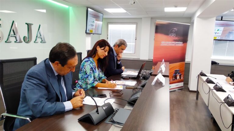 Ayer en la sede de Asaja, se realizó una jornada de divulgación e información del grupo operativo  ‘AgroHábitat’