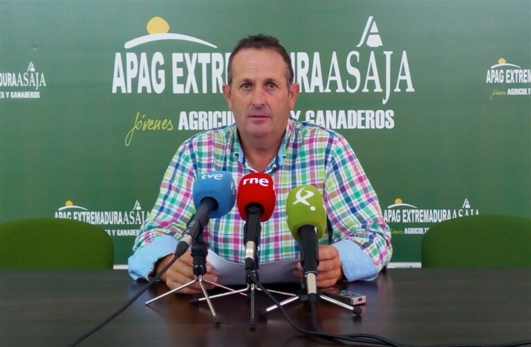APAG Extremadura ASAJA traslada a los Grupos Parlamentarios medidas para paliar los efectos de la sequía
