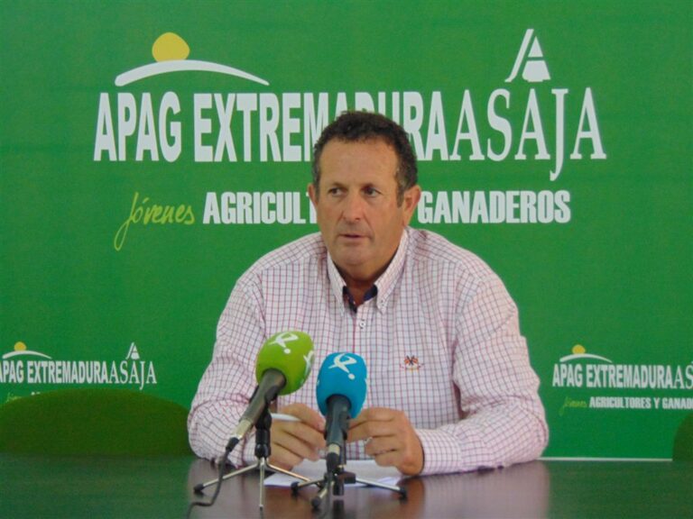 Apag Extremadura Asaja considera que un país con un sector primario debilitado tiene un futuro incierto.