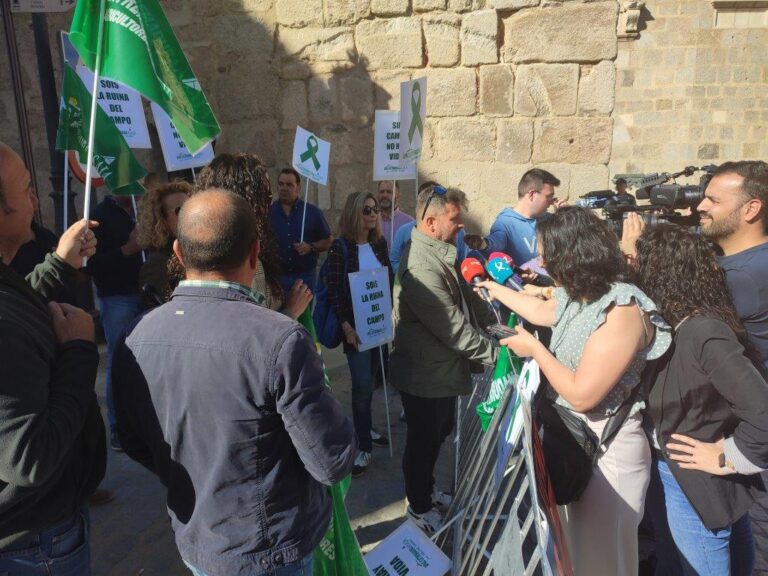 Apag Extremadura Asaja exige soluciones por la sequía que afecta al campo extremeño