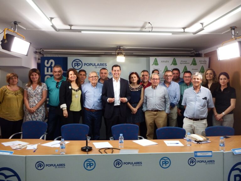 Asaja Almería traslada al Partido Popular los temas que en materia agraria tiene pendientes el gobierno andaluz