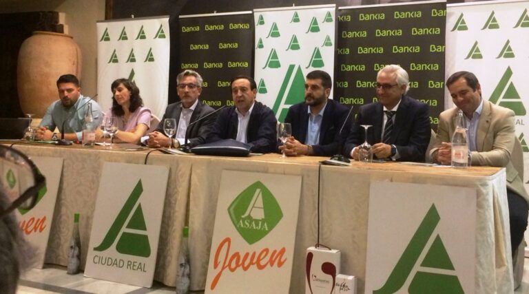 Pedro Barato: “La incorporación de jóvenes agricultores y ganaderos al campo es una auténtica realidad”