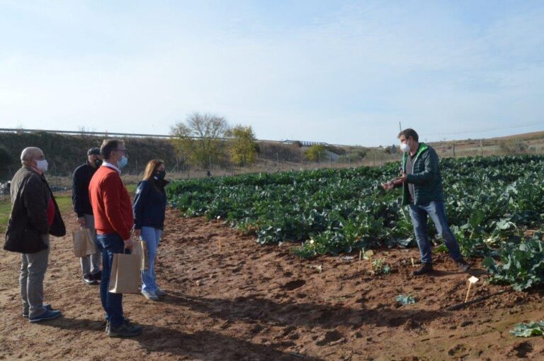 El presidente de APAG destaca la importante labor del CIAPA de Marchamalo en investigación  y ayuda al agricultor
