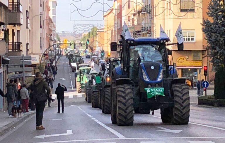 Hoy en Cuenca. Caravana reinvindicativa para solucionar los problemas del campo
