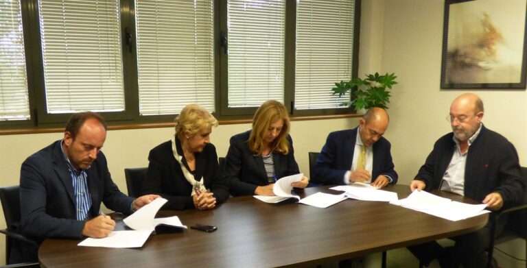 UCLM, Asaja e ICPOR trabajarán conjuntamente en un proyecto agrícola para la elaboración de un modelo integral de producción porcina