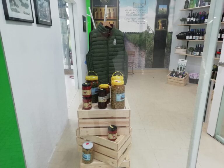 Asaja Cádiz abre en su sede del CITEA ‘los camperos’ una tienda gourmet de venta directa con productos de sus asociados