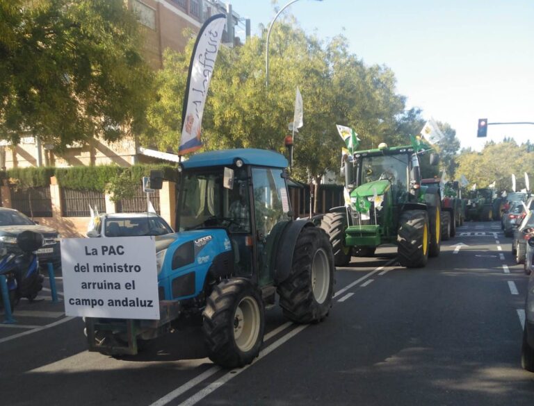 Agricultores y ganaderos se manifiestan este viernes para reclamar soluciones a un problema “de Estado”