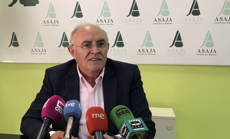 Artículo de opinión José Mª Fresneda: Toca quitarse la careta y dar la cara