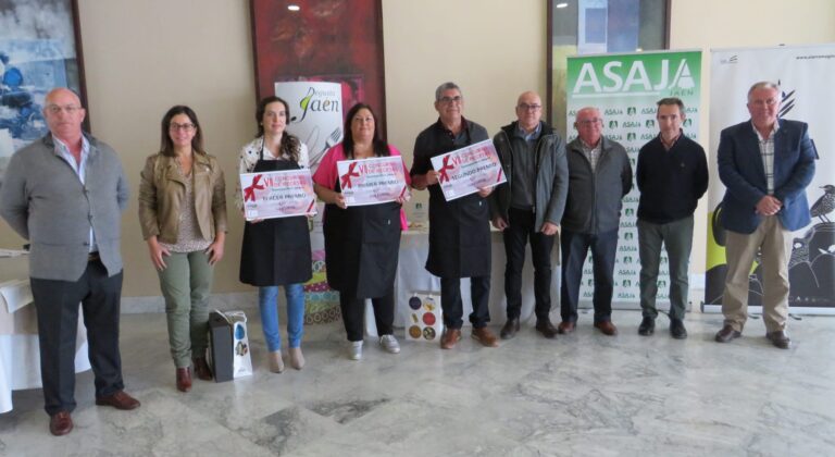 Francisca Montes, de Linares, se hace con el primer premio del VII Concurso de Recetas de Asaja Jaén con su Potaje de Habas Secas
