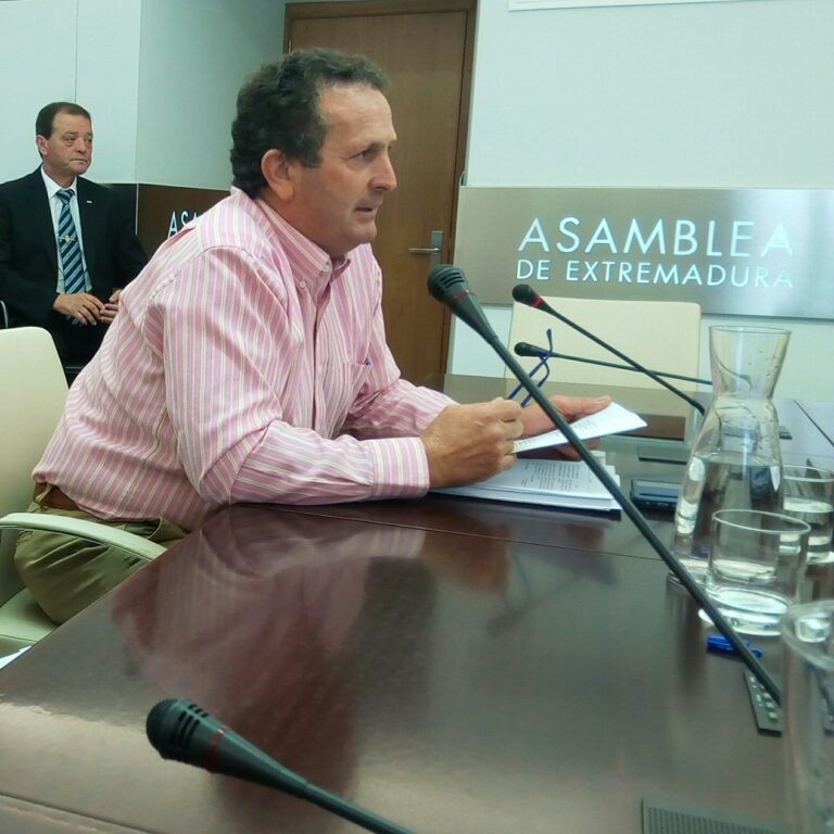 APAG EXTREMADURA ASAJA exige ante la Asamblea de Extremadura la celebración inmediata de elecciones al campo