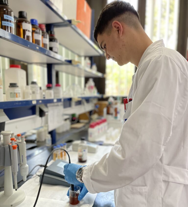 NeoGiANT: Innovación sostenible para reducir el uso de antibióticos en la producción animal