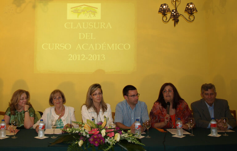 Lola Merino anima a las alumnas de la  EFA El Llano a emprender en el mundo rural