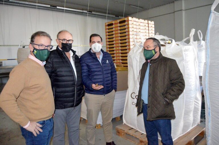 Pedro Gallardo defiende en Guadalajara la misma trazabilidad para los productos de fuera que la que nos exigen en Europa