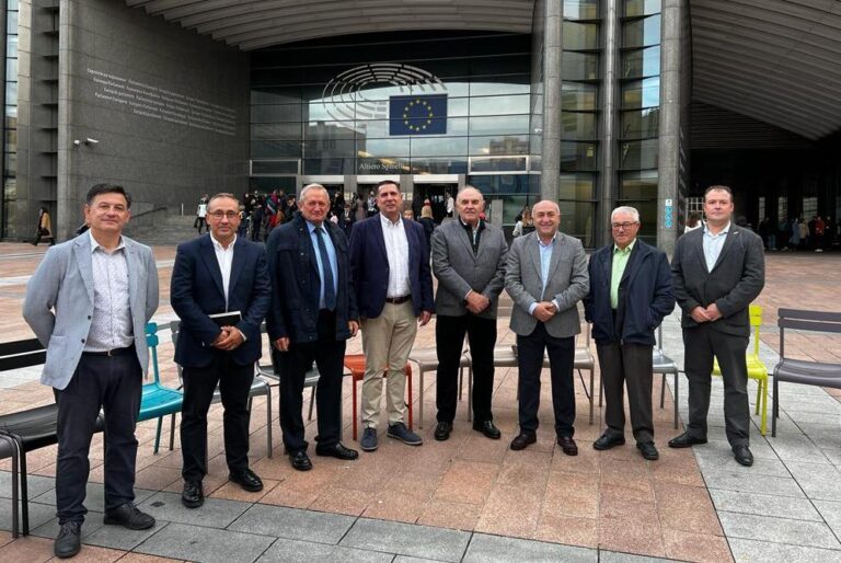 El sector productor de Castilla-La Mancha traslada su rechazo a la PAC y se muestra muy crítico ante la Comisión Europea