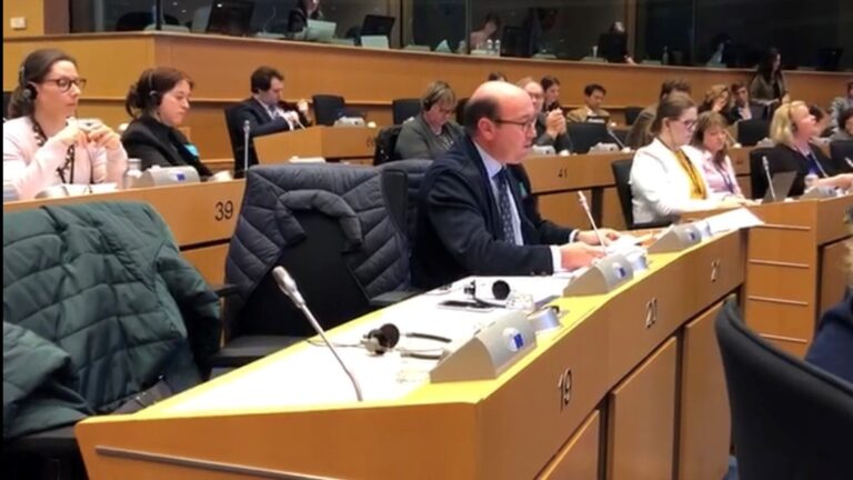 Asaja Córdoba interviene en Bruselas ante el Parlamento Europeo por la problemática del lobo