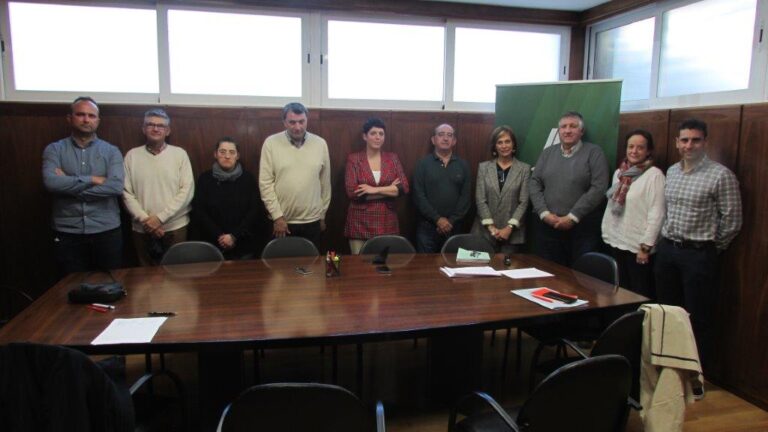 Asaja Albacete firma el Convenio del Campo de la provincia de Albacete con CCOO que afectará a cerca de 10.000	trabajadores	del	campo	en	la	provincia albacetena