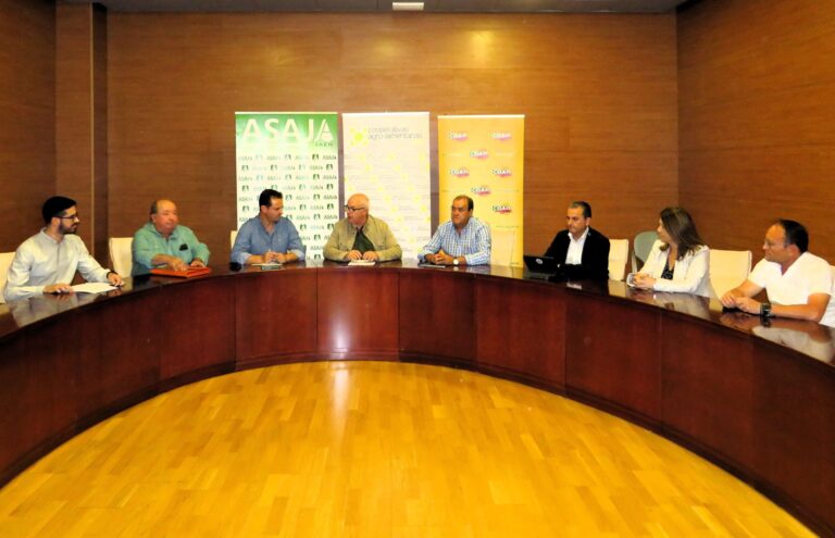 ASAJA-Jaén, COAG-Jaén y Cooperativas Agroalimentarias de Jaén constituyen, junto a comunidades de regantes y alcaldes de la zona, la plataforma reivindicativa para la construcción de las conducciones de la Presa de Siles