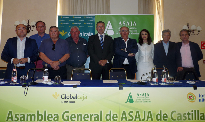 Globalcaja y las Organizaciones Provinciales de ASAJA CLM firman un convenio de colaboración para favorecer el crecimiento del sector agrario de la región