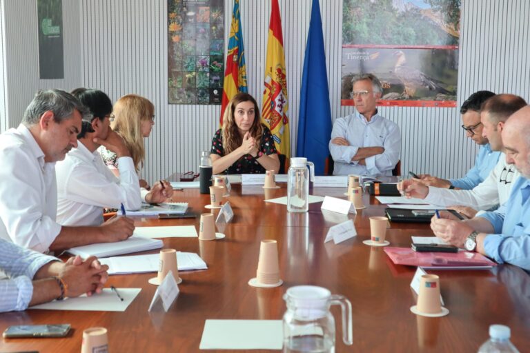 Asaja Alicante denuncia que el Gobierno haya dejado fuera de las ayudas de la cereza a los productores de Alicante