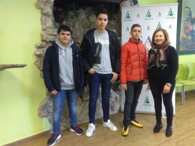 ASAJA de Ávila participa de un proyecto educativo con alumnos del Colegio Las Nieves