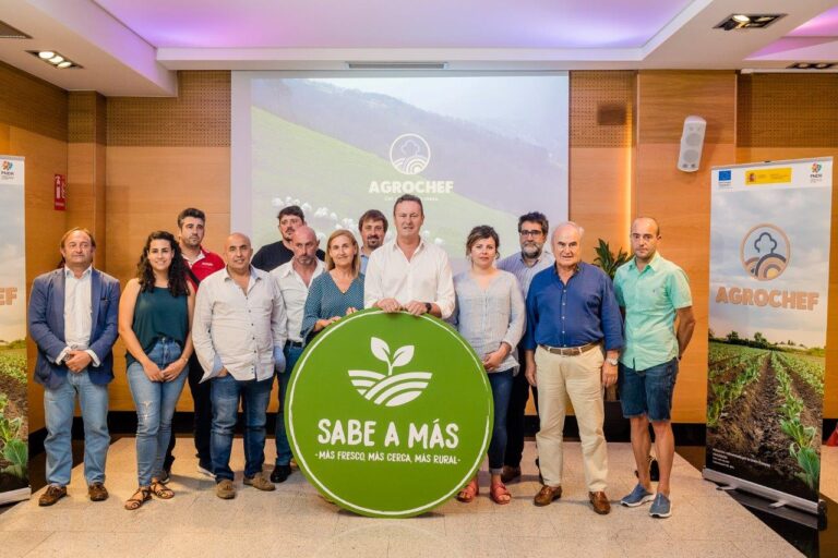 Gran participación de productores, de ganaderos en la presentación de AGROCHEF en el corazón de Cantabria