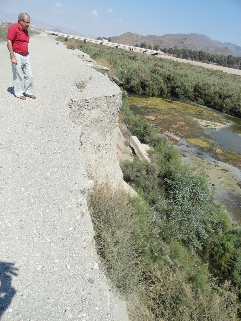 ASAJA Almería reclama la limpieza y el arreglo urgente de la desembocadura del río Almanzora