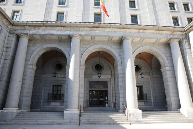 Asaja-Sevilla pide a Teresa Ribera que deje de poner zancadillas a los agricultores y abra la puerta de su ministerio a este sector