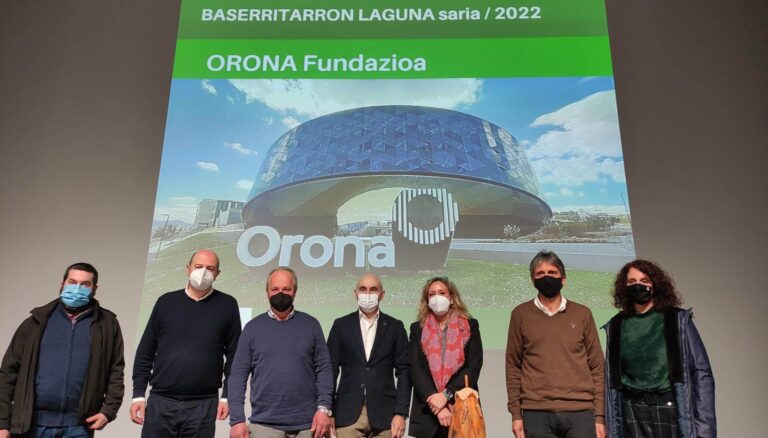 Guipúzcoa. XXX Asamblea ENBA.  El Galardón Baserritarron Laguna recayó en la fundación ORONA