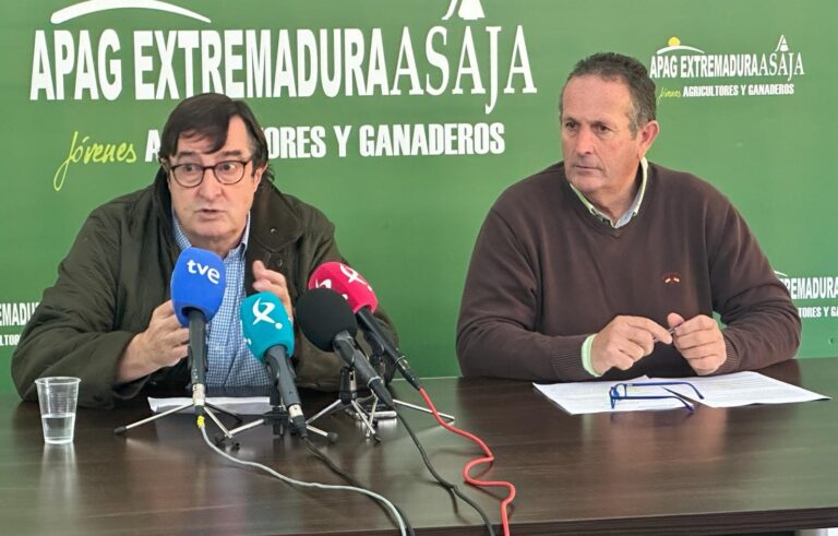 Asaja en Extremadura anuncia movilizaciones y cortes de carretera para este mes de febrero