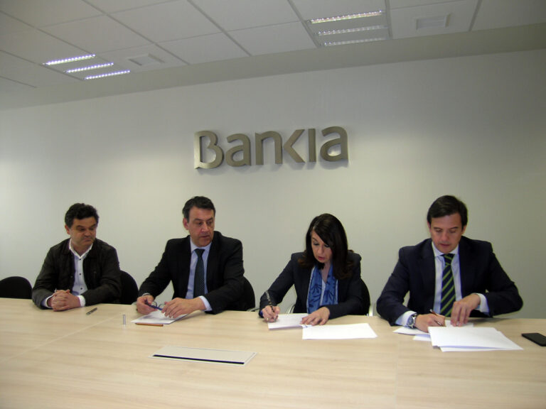 ASAJA Toledo y Bankia firman un convenio de colaboración