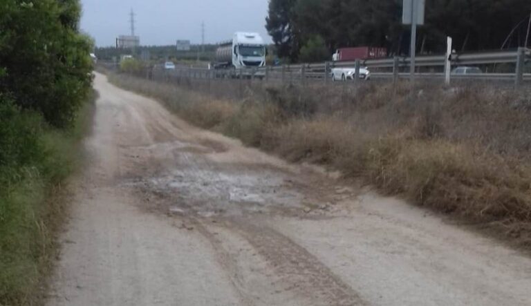 Asaja Granada demanda la reparación urgente de la vía de servicio de la A-92 entre Moraleda y Láchar