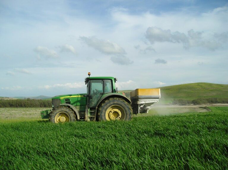 ASAJA reacciona a la decisión del Consejo sobre aranceles a productos agrícolas y fertilizantes de Rusia y Bielorrusia