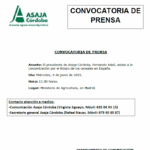 El presidente de Asaja Córdoba, Fernando Adell, asiste a la concentración por el futuro de los cereales en España