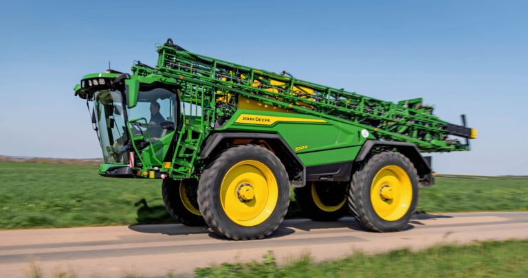 Presentación del nuevo pulverizador autopropulsado 500R de John Deere