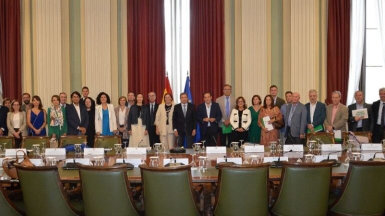 ASAJA traslada a Planas las prioridades del campo en una reunión clave para el futuro de la agricultura y la ganadería