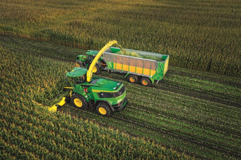 Agritechnica 2025: John Deere presenta sus novedades de producto y tecnologías para los segmentos lácteo y ganadero y cereales de grano pequeño