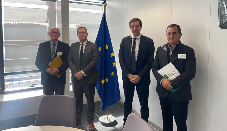 La CE abre la puerta a demandas de AVA-ASAJA sobre plagas como las inspecciones en origen