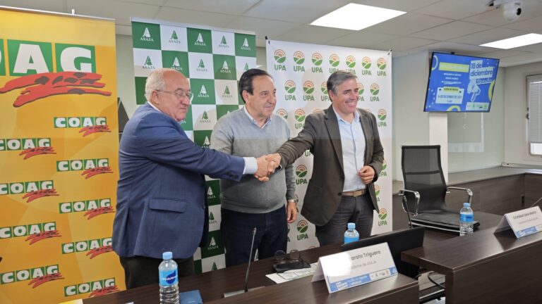 ASAJA, COAG y UPA anuncian la movilización paneuropea del 18D en Bruselas ante el recorte de la PAC y la falta de reciprocidad en los acuerdos comerciales