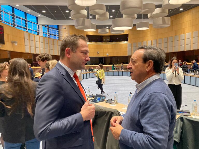 Aplazamiento firma MERCOSUR. Barato: Ganamos tiempo para mejorar la PAC y el contenido del acuerdo”