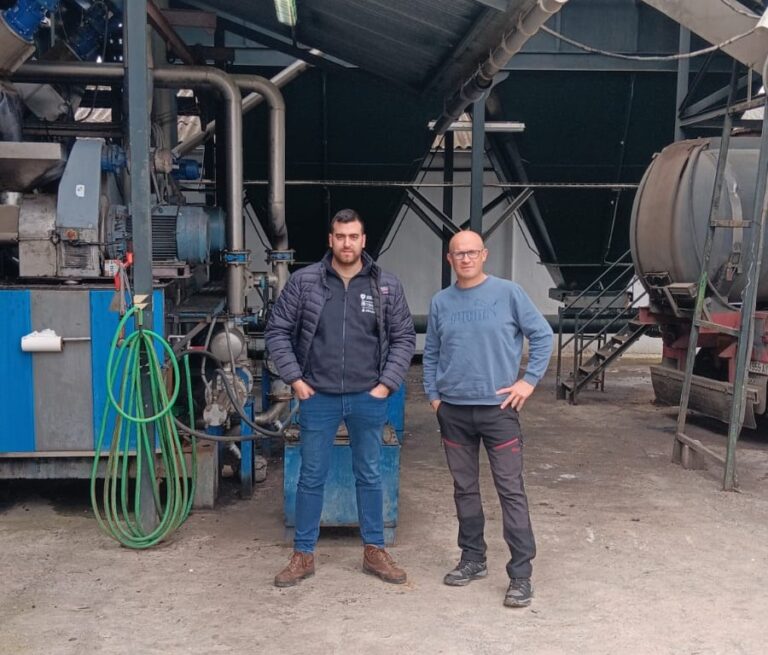 Programa CULTIVA. Un olivar ecológico “hecho desde cero” en Granada: eficiencia, energía solar y tecnología para competir en intensivo