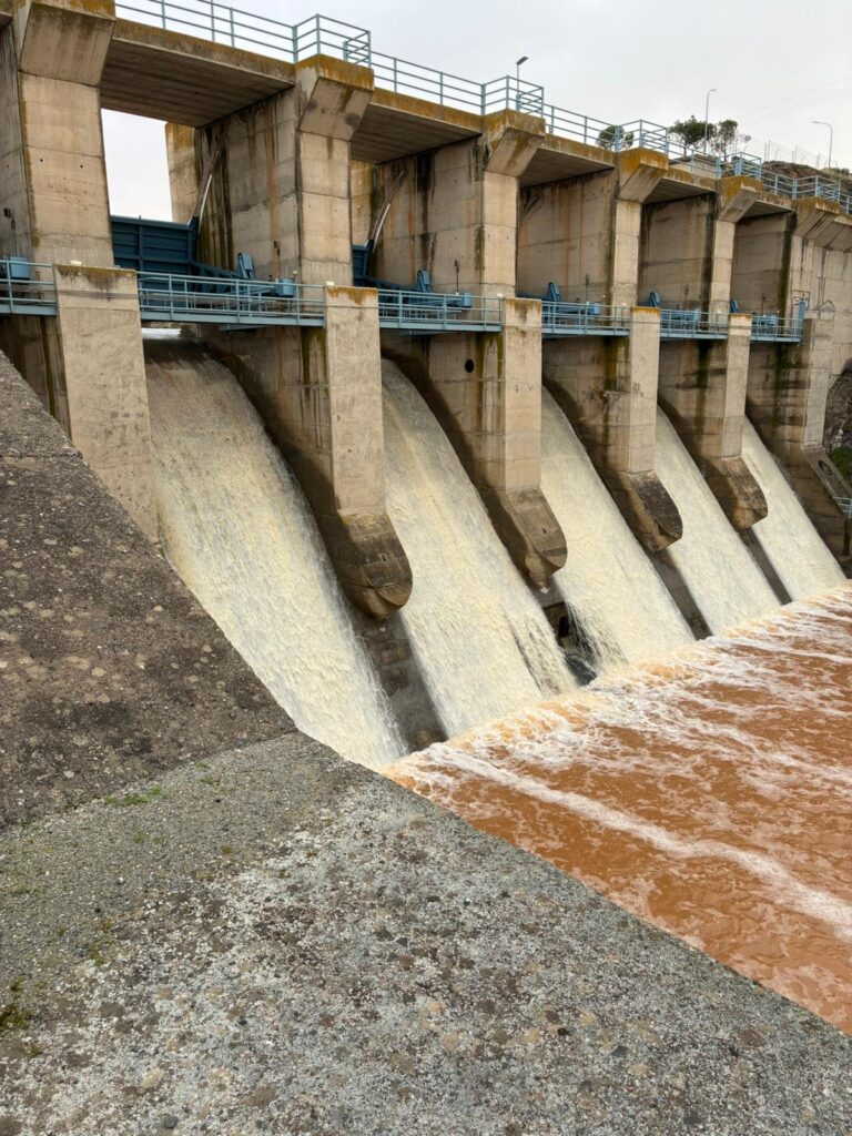 ASAJA Ciudad Real exige explicaciones urgentes a la CHG por el desembalse en la presa de la Vega del Jabalón