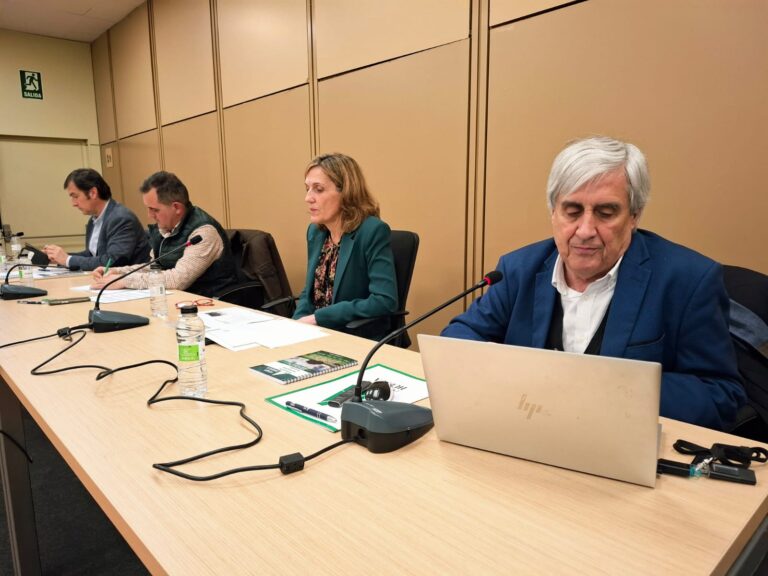 ASAJA Aragón destaca en FIMA 2026 la importancia de la vacunación y la bioseguridad en la ganadería extensiva de vacuno